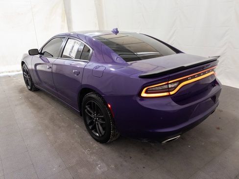 Used 2019 Dodge Charger SXT w/ Blacktop Package image 5