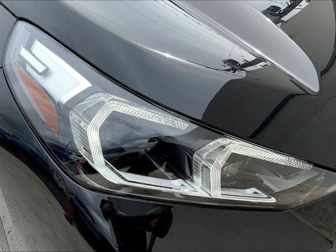 Used 2025 BMW X1 xDrive28i w/ Convenience Package image 33