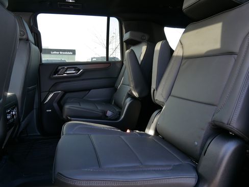 New 2026 GMC Yukon XL Denali w/ Sun & Power Step Package image 5