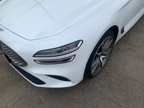 Used 2024 Genesis G70 2.5T AWD/4WD image 2