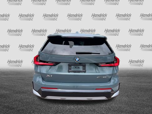Used 2025 BMW X1 xDrive28i w/ Convenience Package AWD/4WD image 9