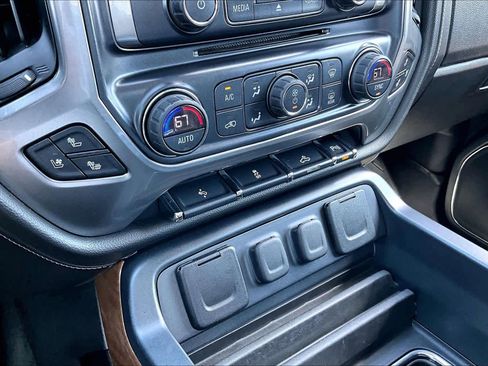 Used 2017 Chevrolet Silverado 1500 LTZ w/ High Desert Package AWD/4WD image 32