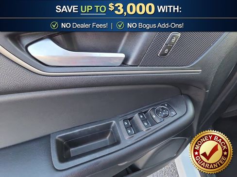 Used 2023 Ford Edge SEL image 16