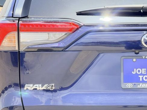 Used 2025 Toyota RAV4 XLE FWD image 9