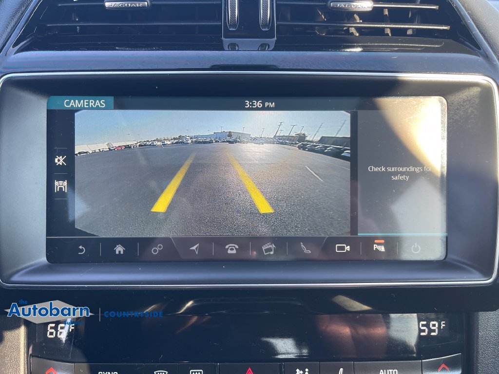 Used 2020 Jaguar F-PACE Premium AWD/4WD image 18