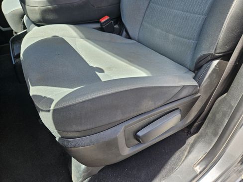 Used 2021 RAM 1500 Classic SLT AWD/4WD image 8