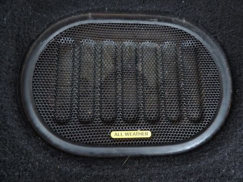 Used 2017 Jeep Wrangler Unlimited Rubicon w/ Connectivity Group image 20