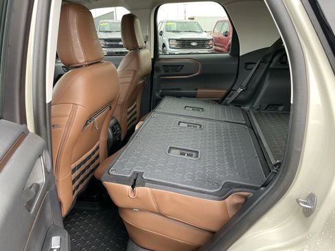 Used 2024 Ford Bronco Sport Badlands w/ Premium Package image 56