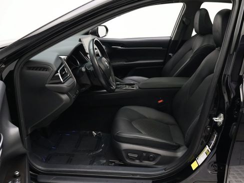 Certified 2021 Toyota Camry XSE FWD image 14