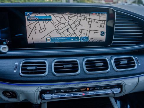 Used 2024 Mercedes-Benz GLE 53 AMG 4MATIC Coupe image 11