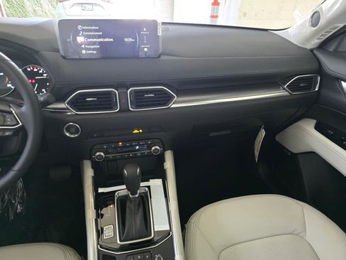 New 2025 MAZDA CX-5 AWD 2.5 S w/ Premium Plus Pkg image 12