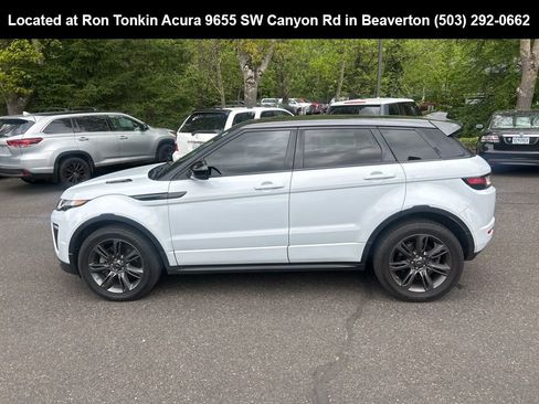 Used 2018 Land Rover Range Rover Evoque Landmark Edition AWD/4WD image 7