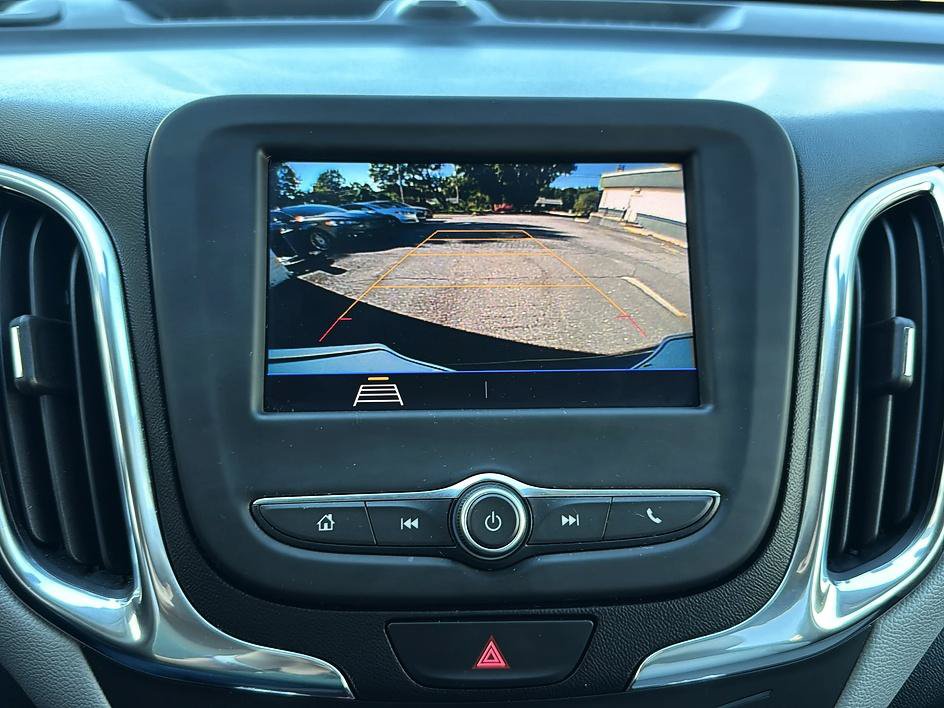 Used 2020 Chevrolet Equinox LS w/ LS Convenience Package FWD image 15