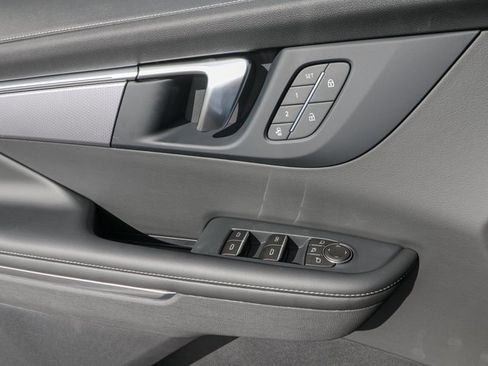 New 2026 Buick Enclave Sport Touring image 14