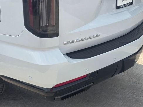 New 2026 Cadillac Escalade Platinum Sport AWD/4WD image 11