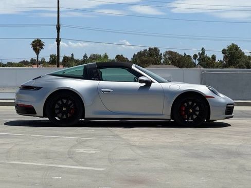Used 2021 Porsche 911 Targa 4S AWD/4WD image 31