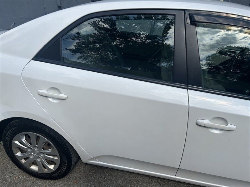 Used 2013 Kia Forte EX FWD image 22