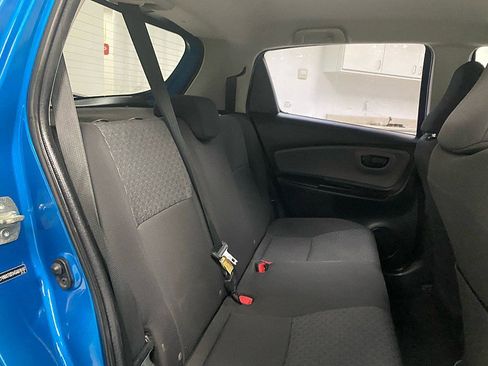 Used 2016 Toyota Yaris L image 13