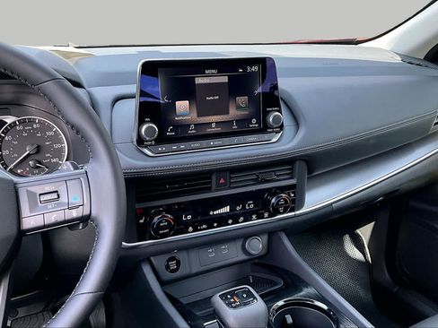 New 2026 Nissan Rogue SV FWD image 6