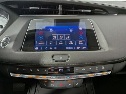 Certified 2023 Cadillac XT4 Premium Luxury w/ Cold Weather Package image 23