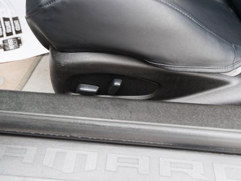 Used 2022 Chevrolet Camaro LT image 39