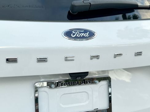Used 2022 Ford Escape SEL FWD image 8