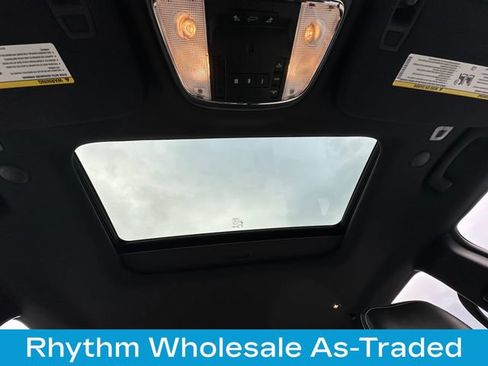 Used 2019 Jeep Grand Cherokee Altitude AWD/4WD image 12