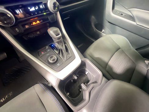 Used 2023 Toyota RAV4 SE image 26