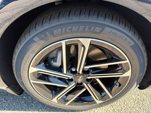 New 2026 Genesis G80 2.5T Advanced image 12