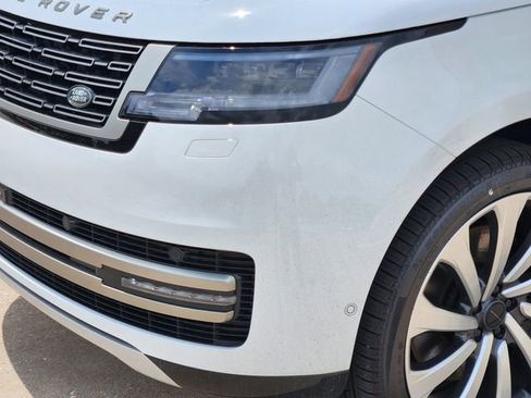 New 2026 Land Rover Range Rover Long Wheelbase SE AWD/4WD image 8