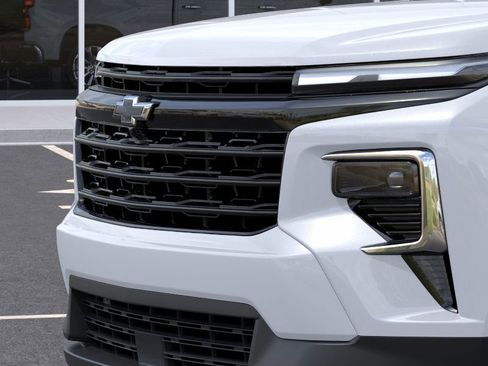 New 2026 Chevrolet Traverse LT image 13