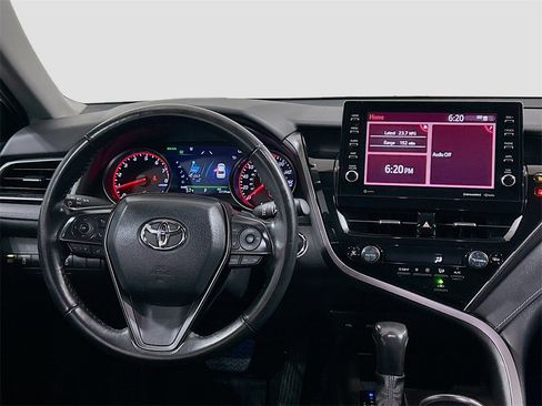 Used 2023 Toyota Camry XSE image 18