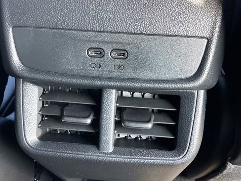 New 2026 Chevrolet Equinox LT w/ Convenience Package II image 32