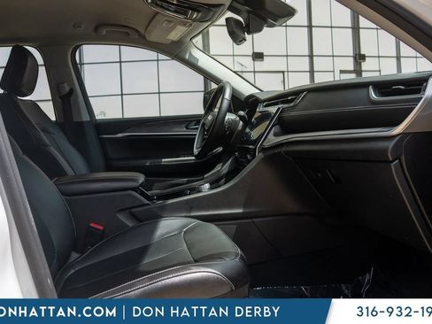 Used 2022 Jeep Grand Cherokee Limited AWD/4WD image 29