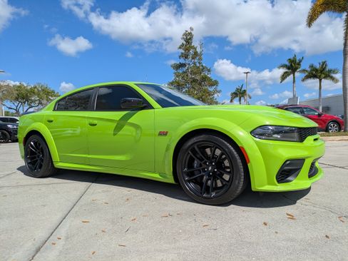 Used 2023 Dodge Charger Scat Pack RWD image 2