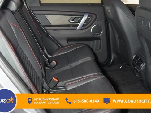 Used 2023 Land Rover Discovery Sport SE R-Dynamic image 13