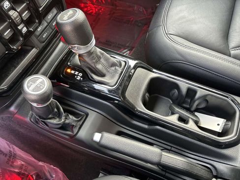 Used 2021 Jeep Wrangler Unlimited Sport image 25