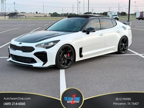 Used 2019 Kia Stinger GT2 RWD image 1