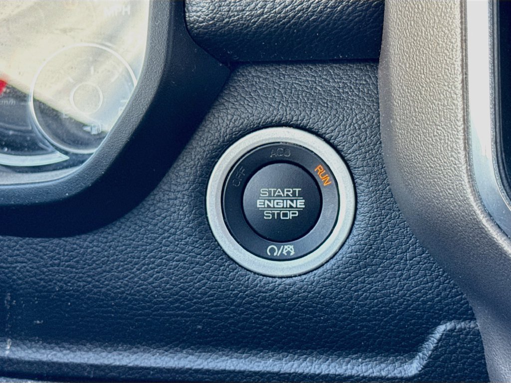Used 2020 RAM 1500 Laramie AWD/4WD image 26