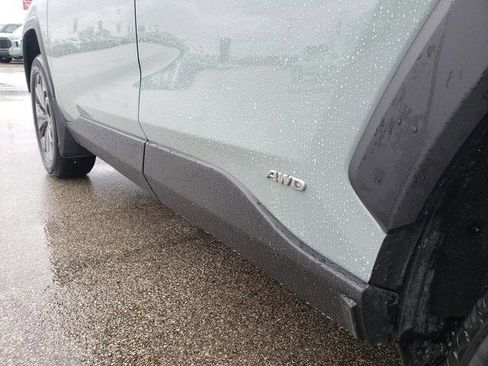 Used 2023 Toyota RAV4 XLE Premium image 11