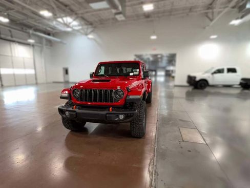 New 2025 Jeep Gladiator Mojave image 3