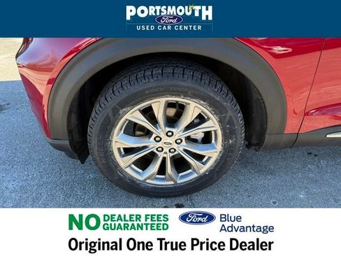 Certified 2023 Ford Explorer XLT w/ Equipment Group 202A image 30