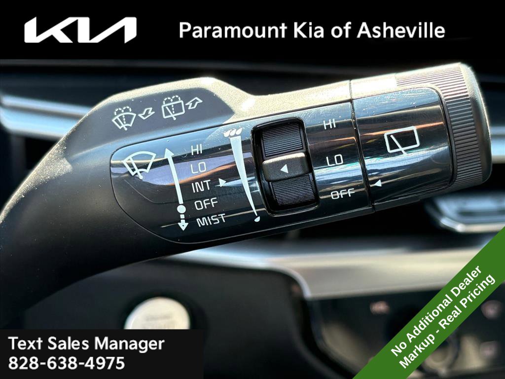 New 2026 Kia Sorento LX FWD image 24