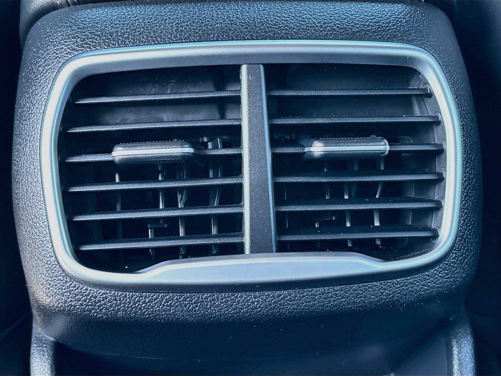 Used 2019 Hyundai Santa Fe FWD image 27