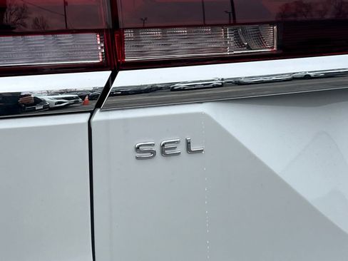 New 2026 Volkswagen Atlas SEL Premium R-Line image 7
