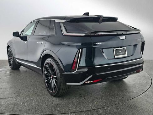New 2025 Cadillac Lyriq Luxury image 5