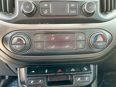 Used 2021 GMC Canyon AT4 w/ Trailering Package image 16