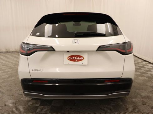 Used 2025 Honda HR-V EX-L image 5