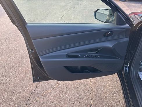 Certified 2026 Hyundai Elantra SEL Sport w/ Cargo Package image 11
