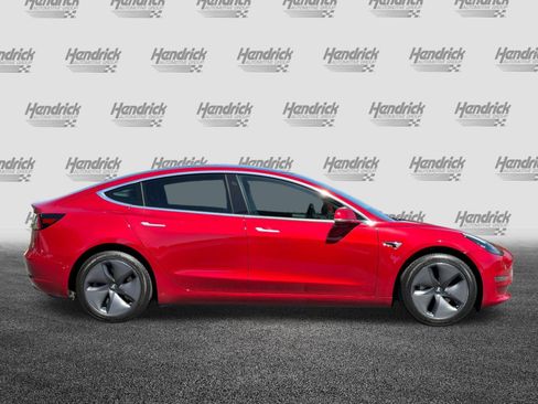 Used 2019 Tesla Model 3 Standard Range RWD image 3